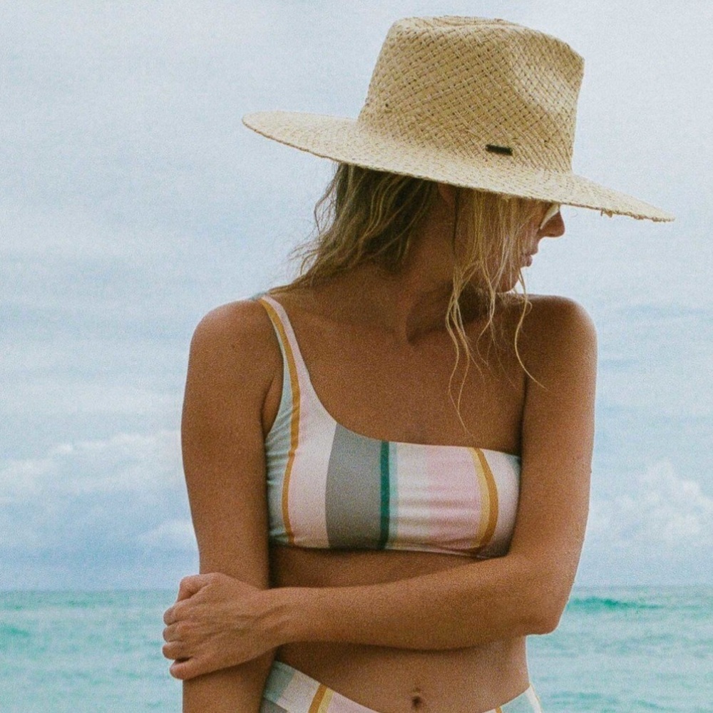 🌴☀️ Billabong ☀️🌴 Salty Blonde Feelin Salty Bikini Swim Top